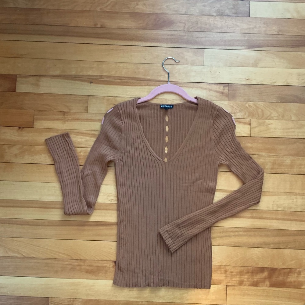 Express chestnut brown long sleeved sweater - Picture 10 of 15